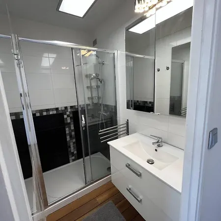 4 Personnes Cap D'agde Naturisme Cn060-e30 * Agde